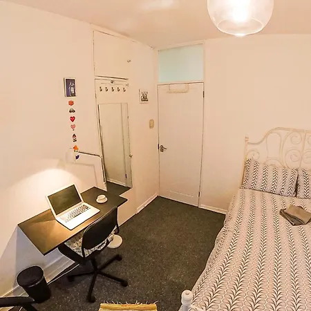 Centrally Located Comfortable Room In Londres Extérieur photo